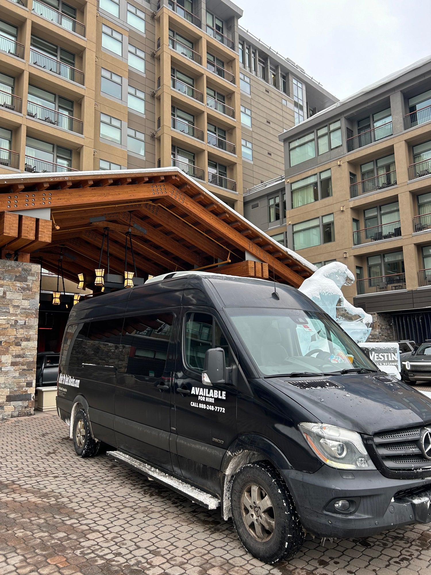 Powderhound sprinter shuttle in Keystone, CO