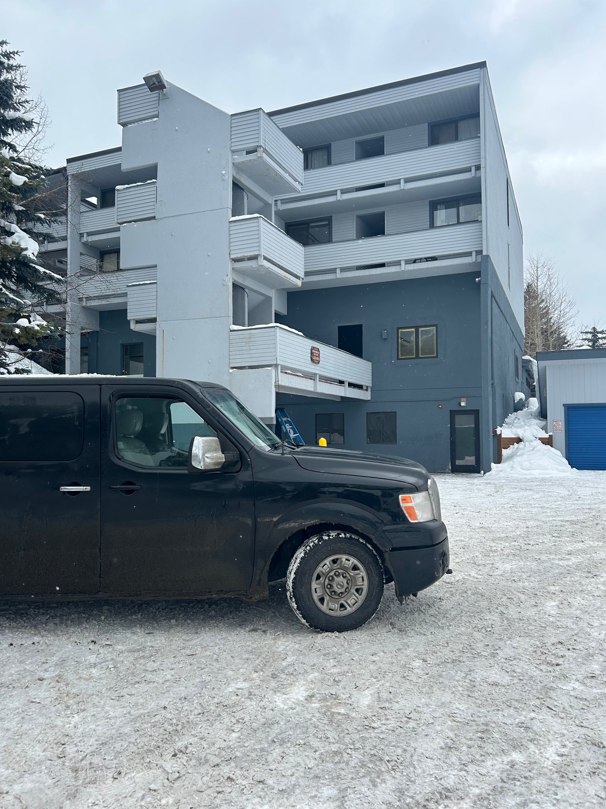 call Powderhound for ski shuttle to copper mountain 888-248-7772